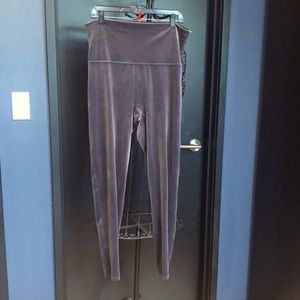 2X Spanx charcoal velvet leggings